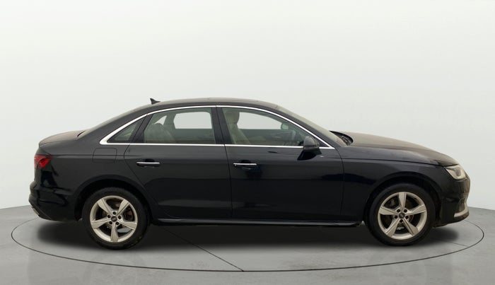 2021 Audi A4 40 TFSI TECHNOLOGY, Petrol, Automatic, 62,701 km, Right Side View