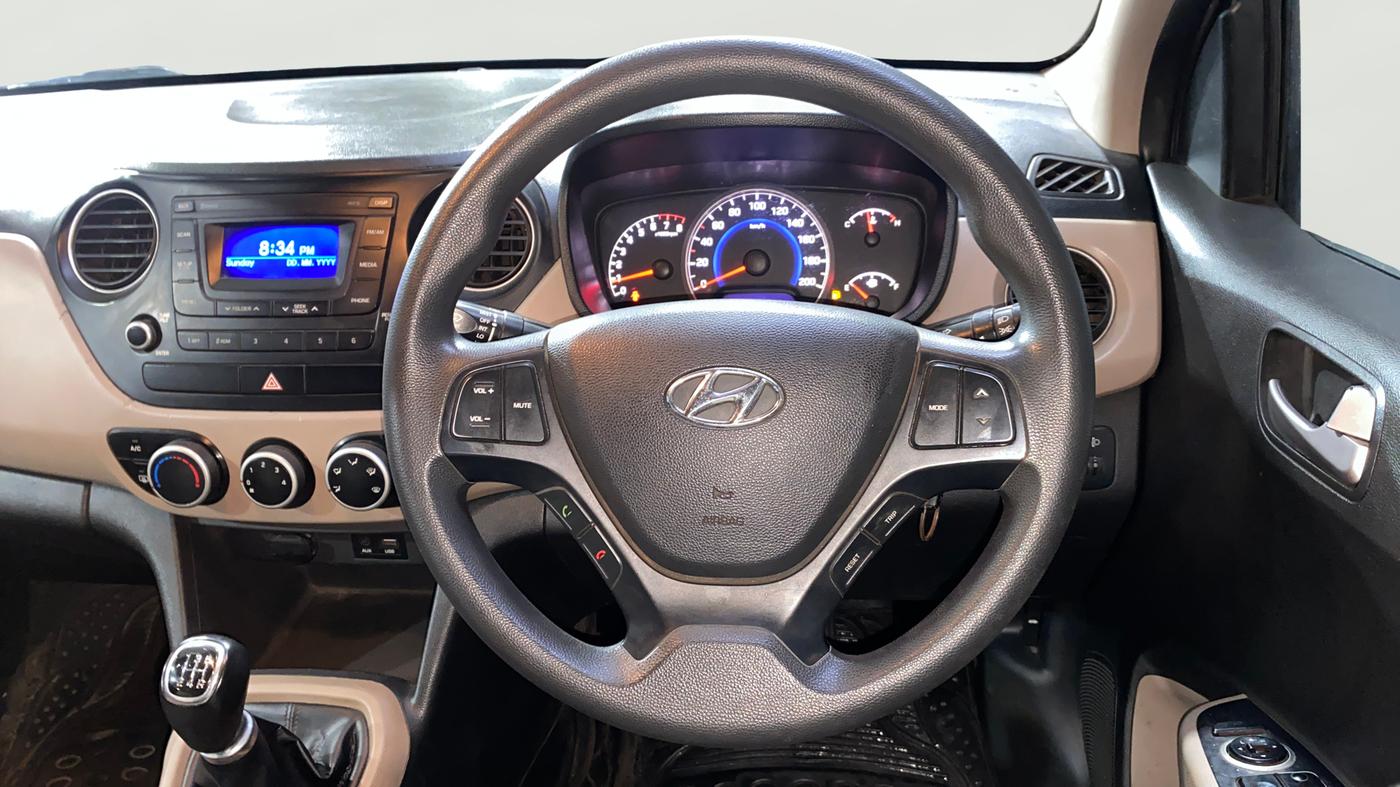 2016 Hyundai Grand i10 SPORTZ 1.2 KAPPA VTVT, Petrol, Manual, 67,042 km, Steering Wheel Close Up