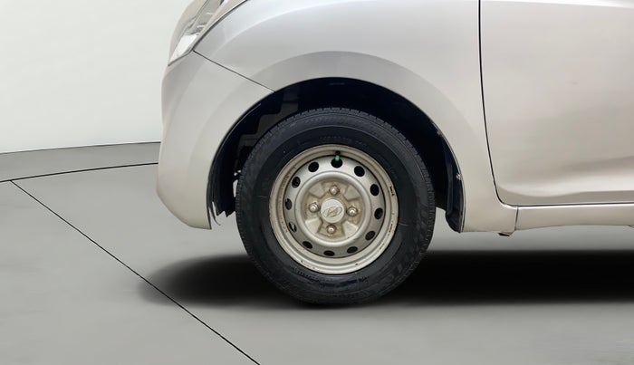 2016 Hyundai Eon D-LITE+, Petrol, Manual, 81,100 km, Left Front Wheel