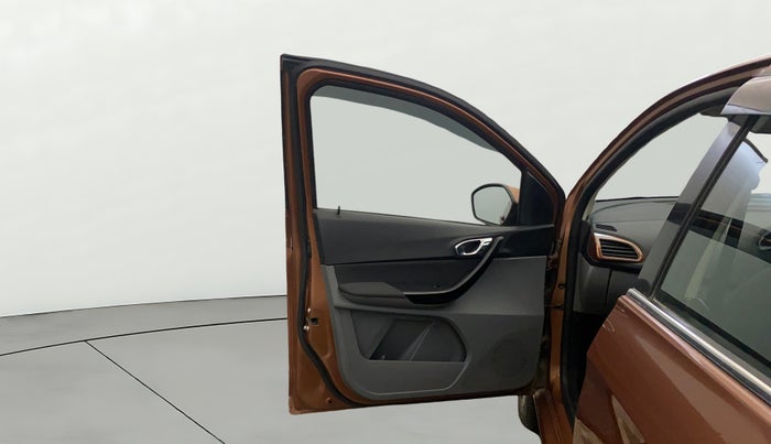 2017 Tata TIGOR XZ PETROL, Petrol, Manual, 31,205 km, LHS Front Door