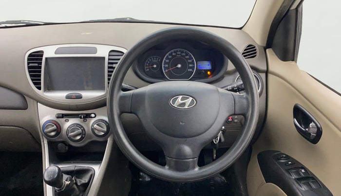 2012 Hyundai i10 MAGNA 1.2, CNG, Manual, 93,204 km, Steering Wheel Close Up