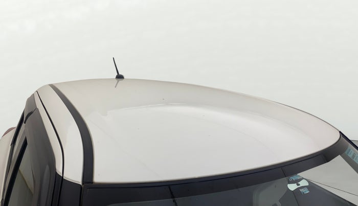 2023 Maruti Swift VXI CNG, CNG, Manual, 14,107 km, Roof