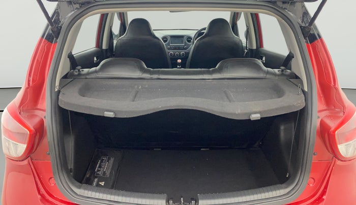 2018 Hyundai Grand i10 SPORTZ 1.2 KAPPA VTVT DUAL TONE, Petrol, Manual, 36,888 km, Boot Open Zoomed View