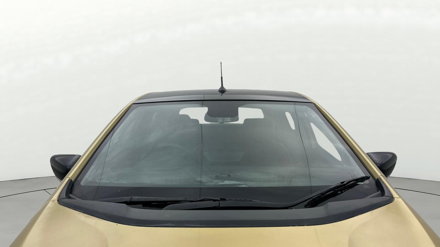 2020 Tata ALTROZ XZ PETROL, Petrol, Manual, 1,15,804 km, Front Windshield