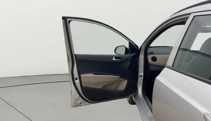 2016 Hyundai Grand i10 SPORTZ 1.2 KAPPA VTVT, CNG, Manual, 85,587 km, LHS Front Door