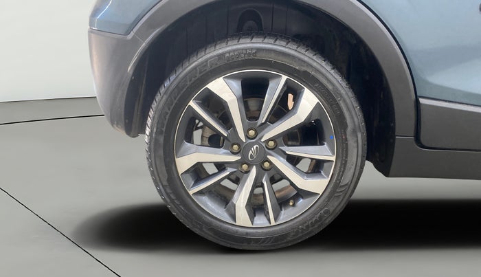 2021 Mahindra XUV300 W8 (O) 1.5 DIESEL, Diesel, Manual, 46,056 km, Right Rear Wheel