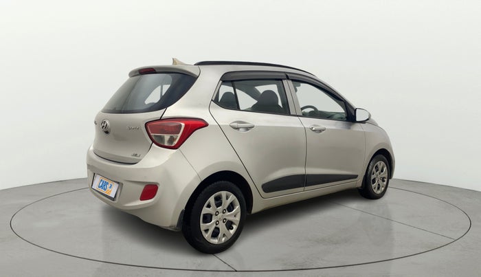 2016 Hyundai Grand i10 SPORTZ 1.2 KAPPA VTVT, Petrol, Manual, 63,843 km, Right Back Diagonal