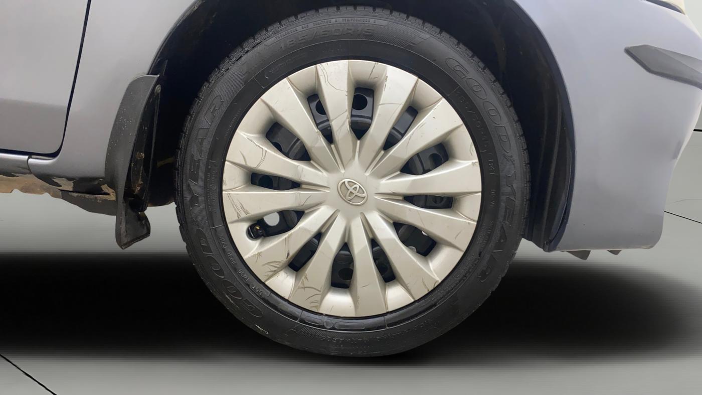 2014 Toyota Etios G, Petrol, Manual, 75,687 km, Right Front Wheel
