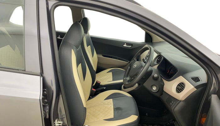 2018 Hyundai Grand i10 SPORTZ AT 1.2 KAPPA VTVT, Petrol, Automatic, 22,725 km, Right Side Front Door Cabin