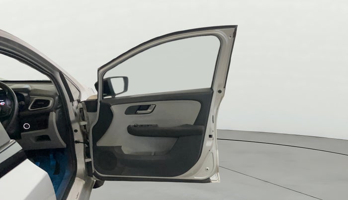 2020 Tata ALTROZ XZ PETROL, Petrol, Manual, 14,493 km, RHS Front Door