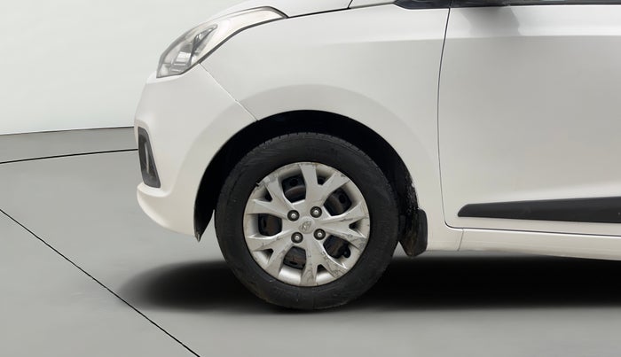 2016 Hyundai Grand i10 Sports plus 1.2, Petrol, Manual, 69,094 km, Left Front Wheel