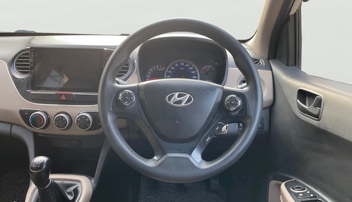 2014 Hyundai Grand i10 MAGNA 1.2 KAPPA VTVT, CNG, Manual, 1,30,977 km, Steering Wheel Close Up