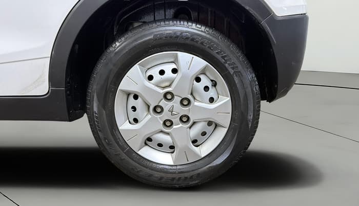 2024 Mahindra XUV300 W4 1.5 DIESEL, Diesel, Manual, 84,053 km, Left Rear Wheel