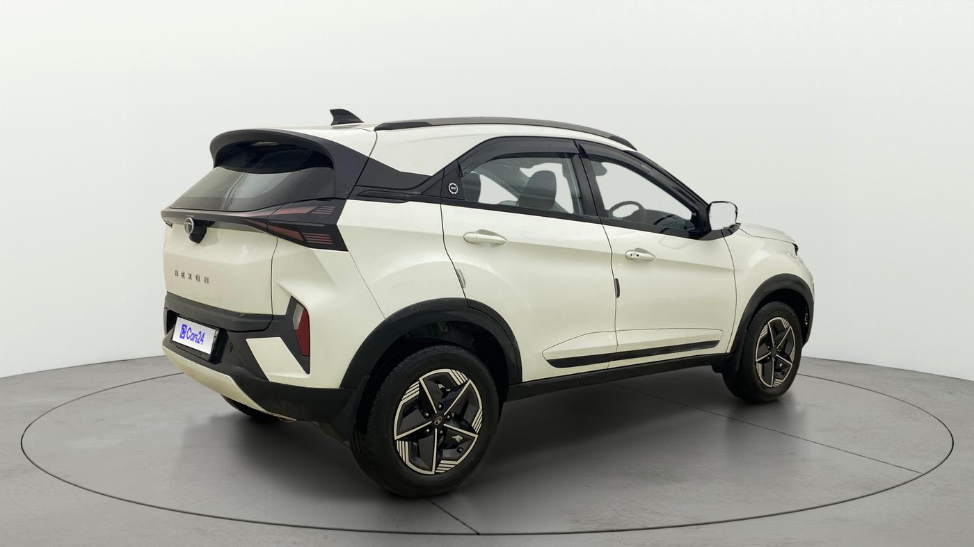 2024 Tata NEXON CREATIVE+ SUNROOF AMT 1.2 PETROL, Petrol, Automatic, 17,533 km, Right Back Diagonal