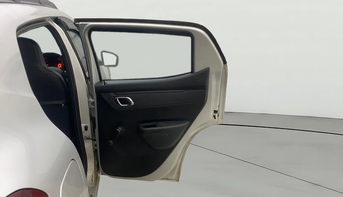 2018 Renault Kwid RXT 1.0, Petrol, Manual, 32,849 km, RHS Rear Door