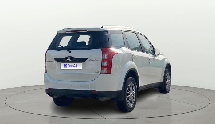 2017 Mahindra XUV500 W6, Diesel, Manual, 88,820 km, Right Back Diagonal