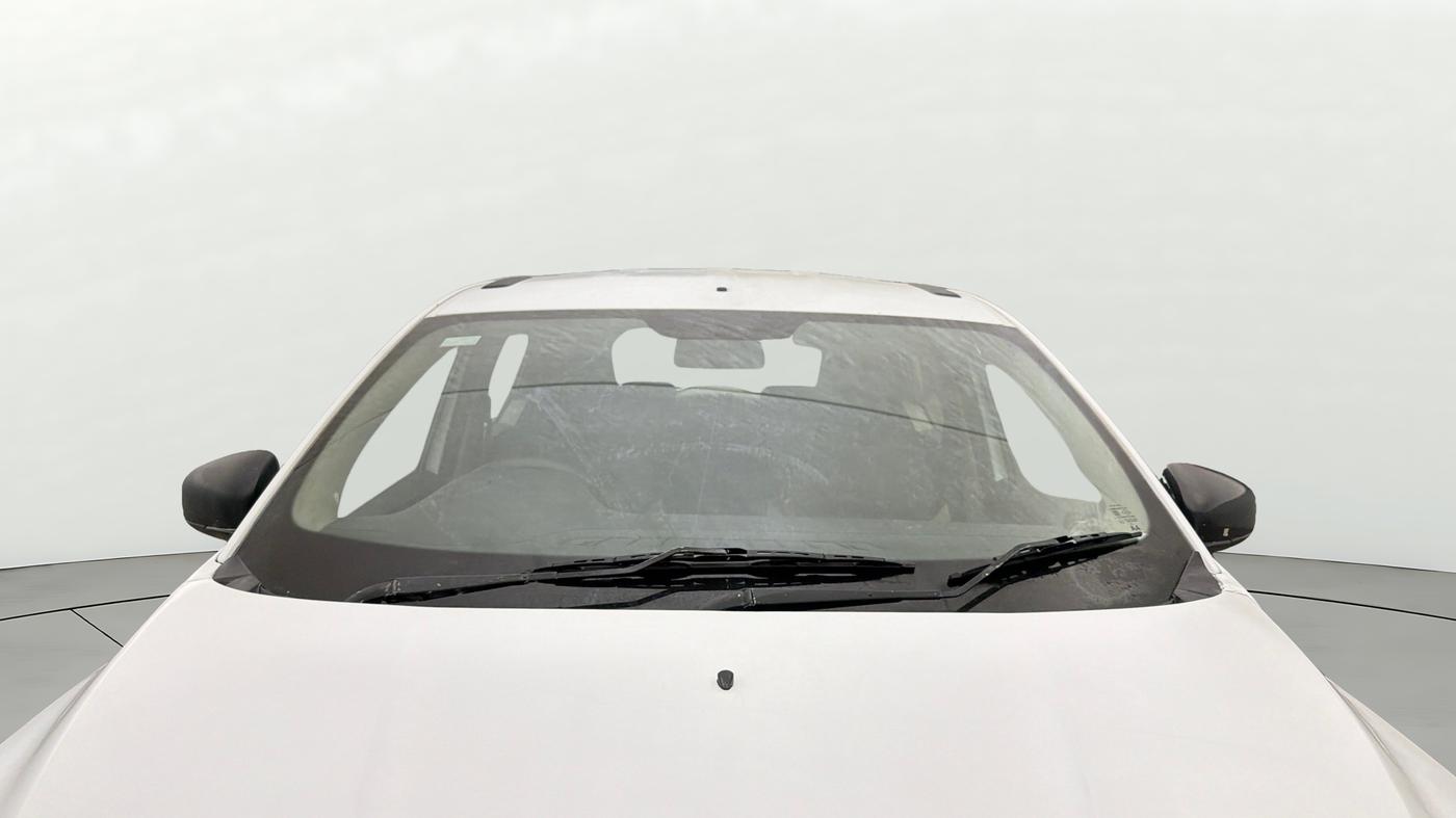 2025 Renault TRIBER RXE MT, CNG, Manual, 28,278 km, Front Windshield