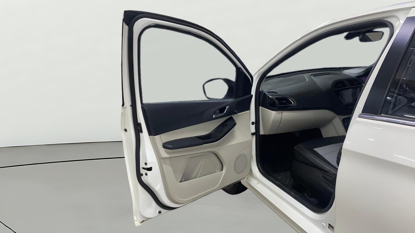 2024 Tata Tiago XZ PLUS PETROL, Petrol, Manual, 19,168 km, LHS Front Door