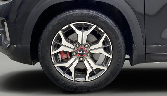 2022 KIA SELTOS GTX PLUS AT 1.5 DIESEL, Diesel, Automatic, 1,10,396 km, Left Front Wheel