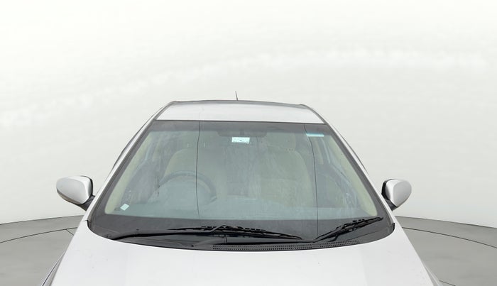 2015 Hyundai Verna FLUIDIC 4S1.6 VTVT S O AT, Petrol, Automatic, 80,101 km, Front Windshield