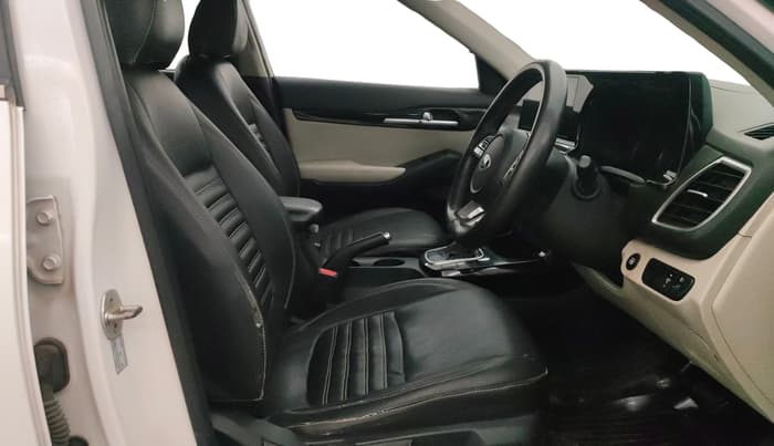 2019 KIA SELTOS HTX IVT 1.5 PETROL, Petrol, Automatic, 75,781 km, Right Side Front Door Cabin