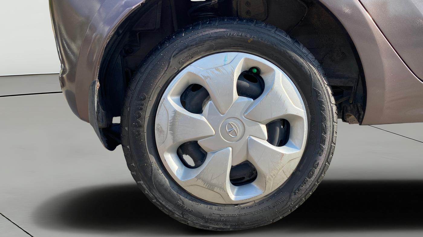 2019 Tata Tiago XT PETROL, Petrol, Manual, 45,936 km, Right Rear Wheel