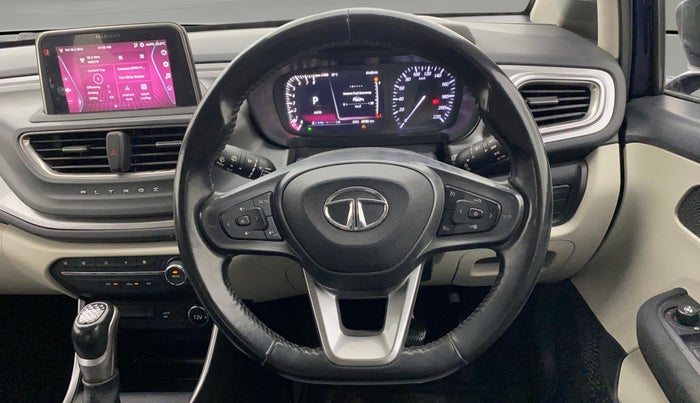 2022 Tata ALTROZ XZA, CNG, Automatic, 43,743 km, Steering Wheel Close Up