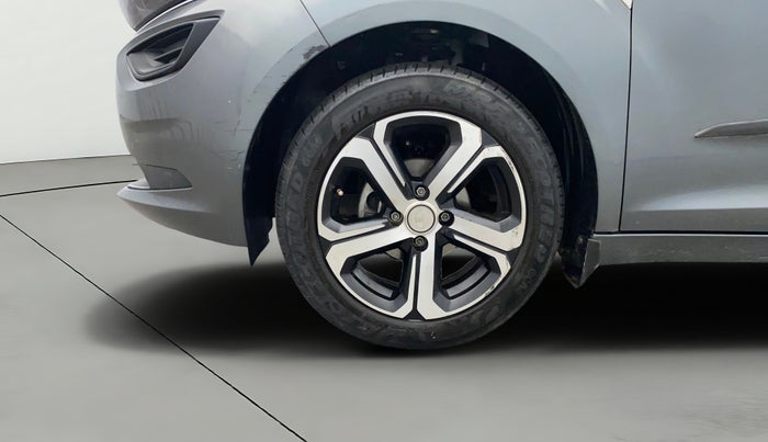 2024 Tata ALTROZ XM PLUS SUNROOF, Petrol, Manual, 13,766 km, Left Front Wheel