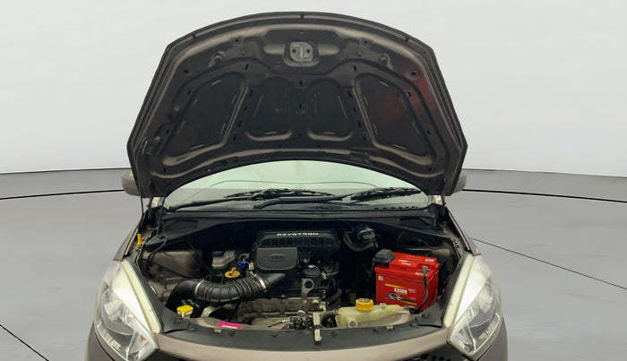 2017 Tata Tiago XT PETROL, Petrol, Manual, 88,234 km, Open Bonet