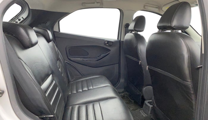 2019 Ford New Figo TITANIUM 1.2 PETROL MT, Petrol, Manual, 59,465 km, Right Side Rear Door Cabin