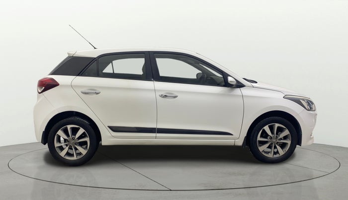 2015 Hyundai Elite i20 SPORTZ 1.2 (O), Petrol, Manual, 26,207 km, Right Side View