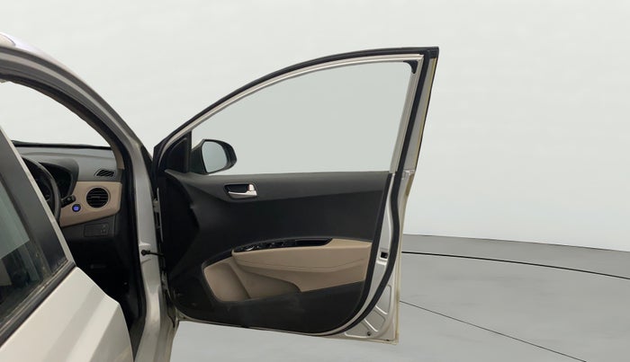 2014 Hyundai Xcent SX AT 1.2 (O), Petrol, Automatic, 10,770 km, RHS Front Door