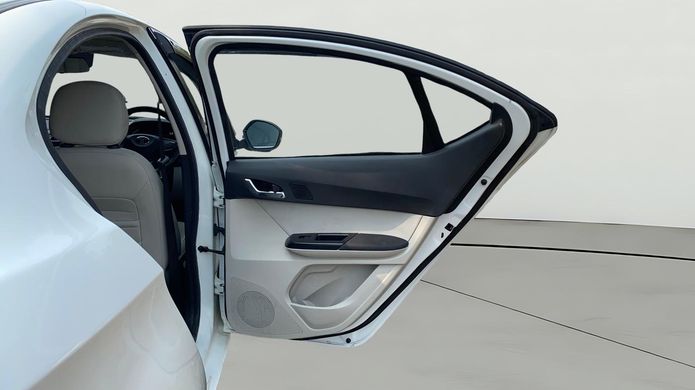 2024 Tata TIGOR XZA Plus iCNG , CNG, Automatic, 14,711 km, RHS Rear Door