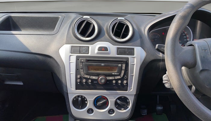 2013 Ford Figo ZXI 1.2 PETROL, Petrol, Manual, 55,807 km, Air Conditioner