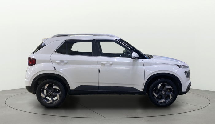 2020 Hyundai VENUE SX 1.5 CRDI, Diesel, Manual, 91,838 km, Right Side View