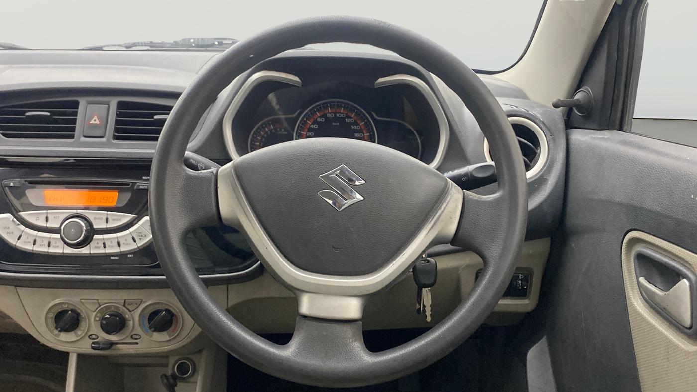 2015 Maruti Alto K10 VXI, Petrol, Manual, 76,050 km, Steering Wheel Close Up