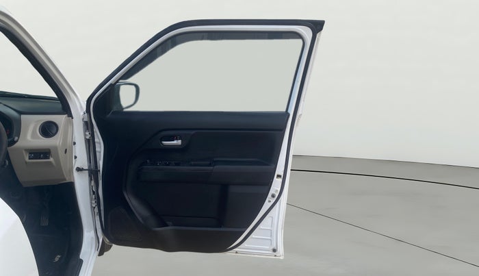 2023 Maruti New Wagon-R VXI CNG 1.0, CNG, Manual, 57,300 km, RHS Front Door