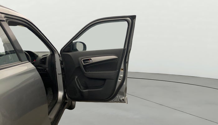 2017 Maruti Vitara Brezza ZDI, Diesel, Manual, 96,958 km, RHS Front Door