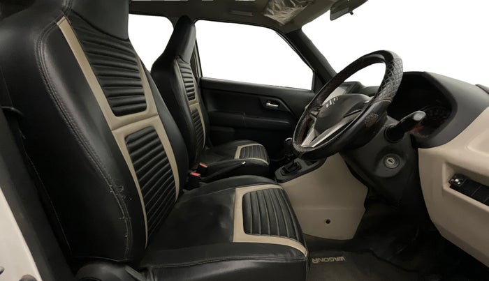 2019 Maruti New Wagon-R ZXI 1.2, CNG, Manual, 97,886 km, Right Side Front Door Cabin