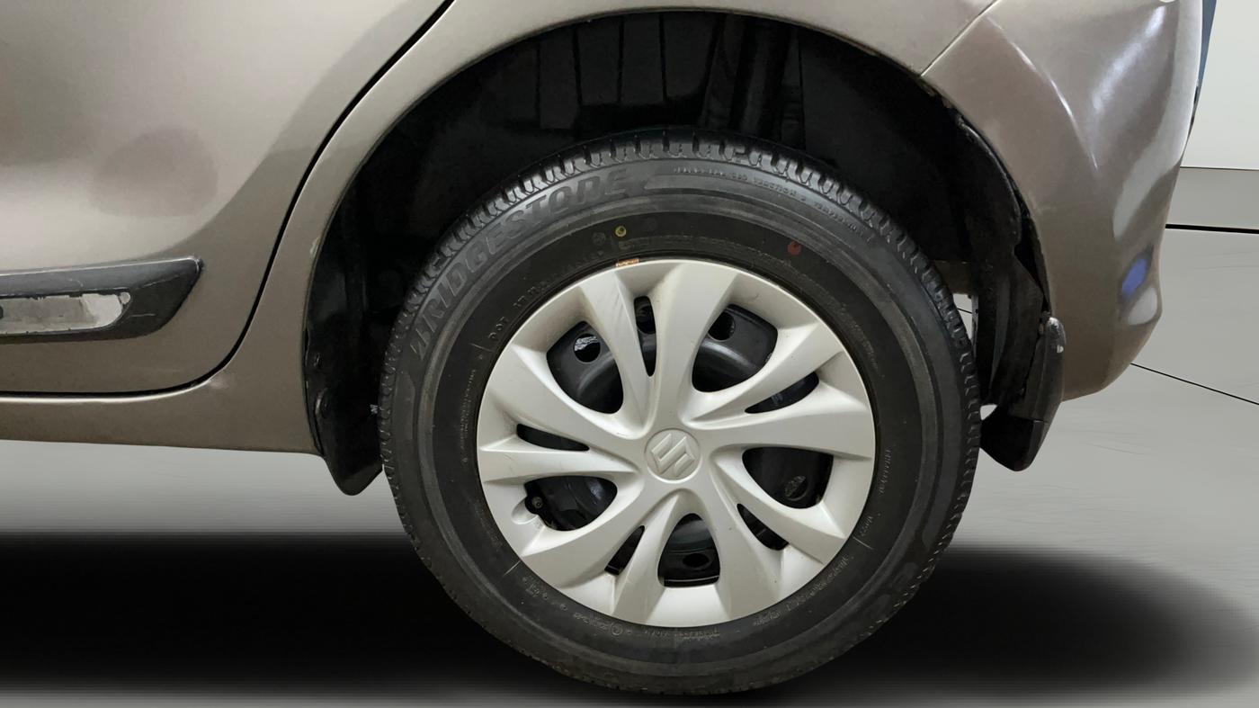 2020 Maruti Swift VXI, Petrol, Manual, 25,849 km, Left Rear Wheel