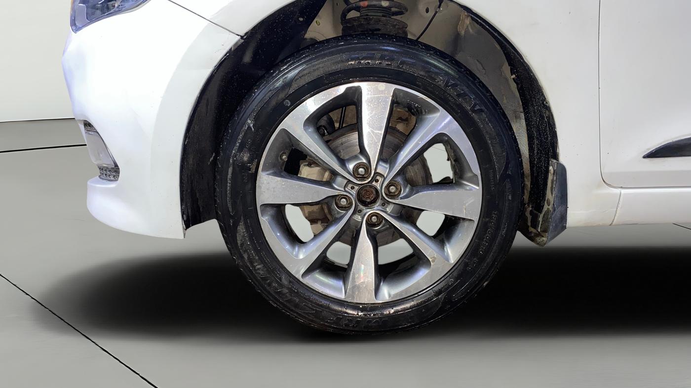 2015 Hyundai Elite i20 ASTA 1.2, Petrol, Manual, 84,896 km, Left Front Wheel