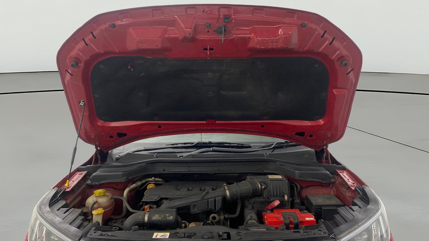 2021 Mahindra XUV300 W8 1.2 PETROL, Petrol, Manual, 55,848 km, Open Bonet