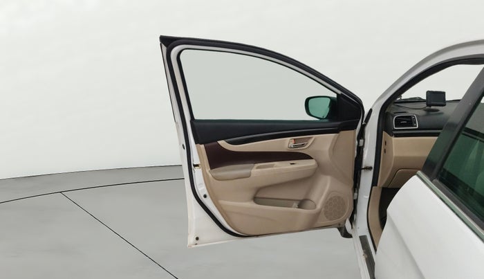 2016 Maruti Ciaz VXI+, Petrol, Manual, 84,661 km, LHS Front Door