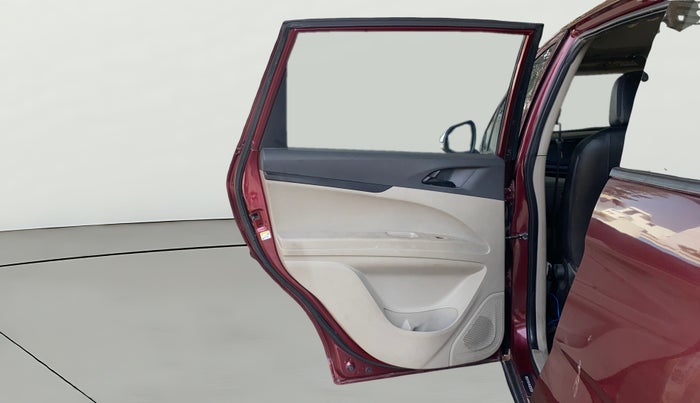 2019 Mahindra MARAZZO M2 7STR, Diesel, Manual, 69,853 km, LHS Rear Door