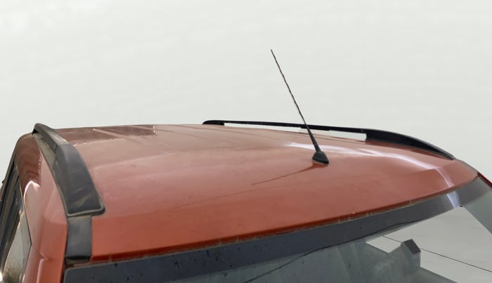 2016 Mahindra TUV300 T8, Diesel, Manual, 76,095 km, Roof