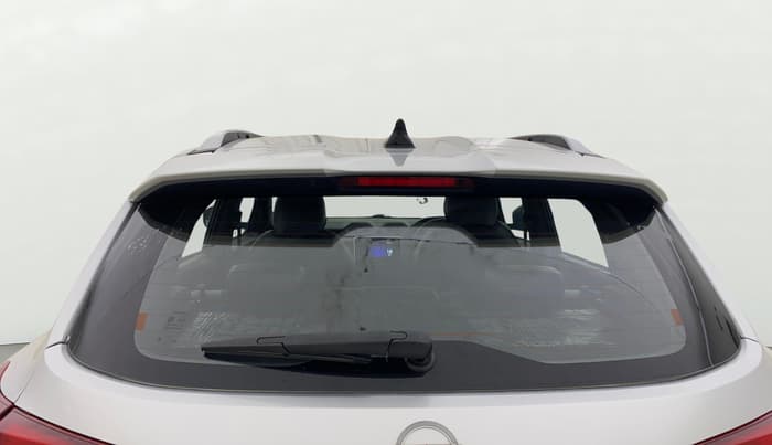 2021 Nissan MAGNITE XV PREMIUM, CNG, Manual, 39,567 km, Rear Windshield