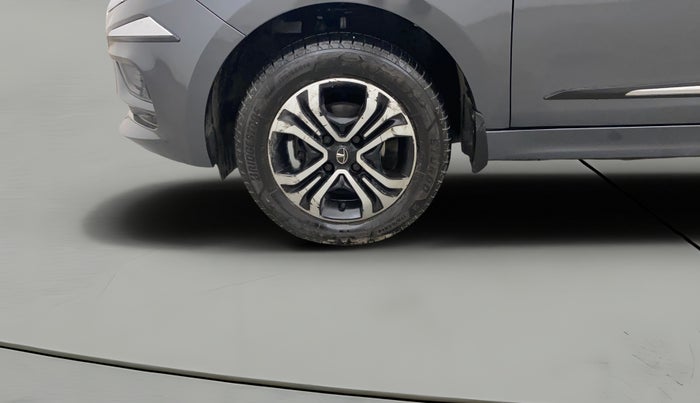 2022 Tata Tiago XT CNG, CNG, Manual, 64,278 km, Left Front Wheel