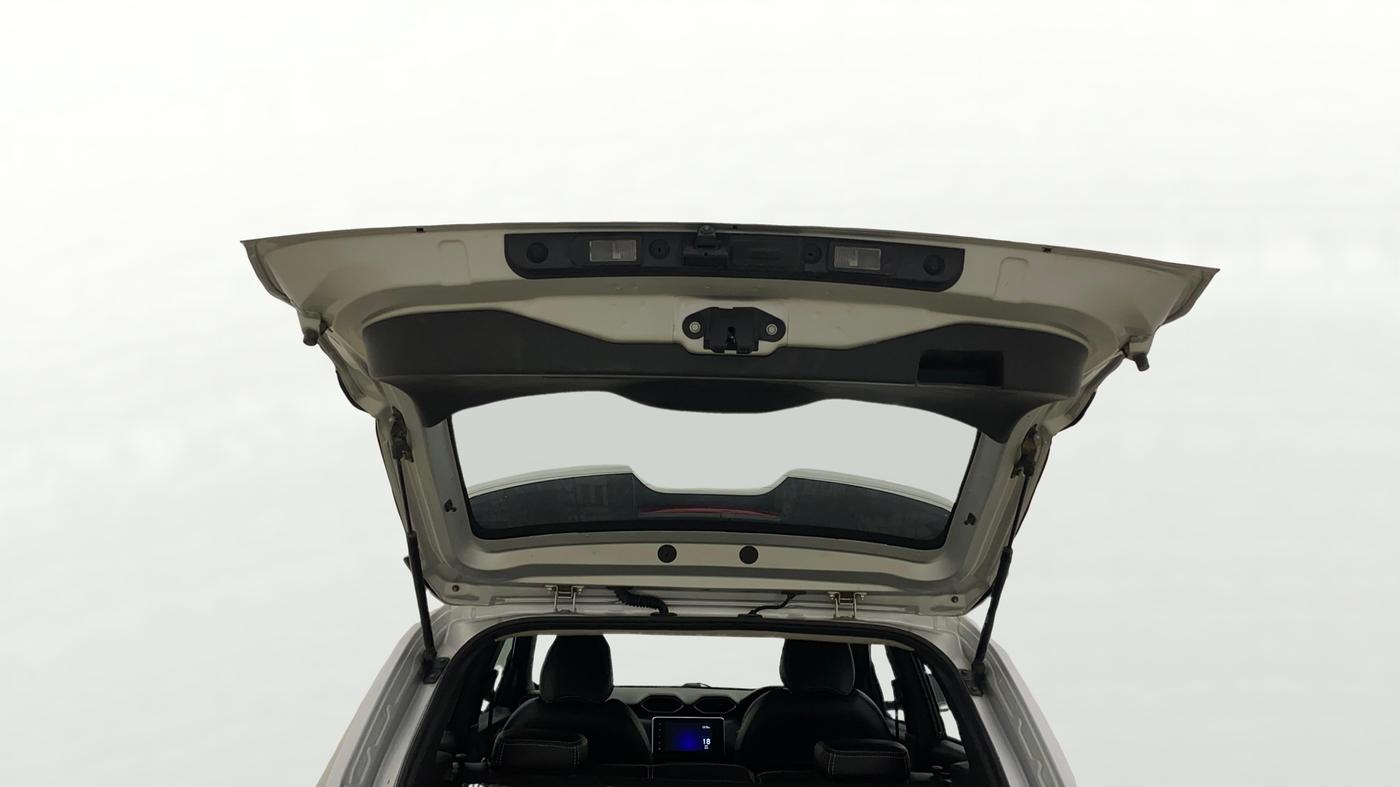 2021 Nissan MAGNITE XV PREMIUM, CNG, Manual, 39,567 km, Boot Door Open