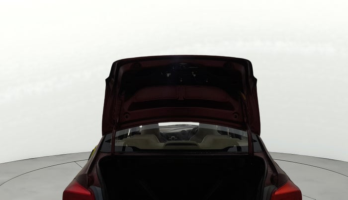 2015 Honda Amaze 1.5L I-DTEC S, Diesel, Manual, 1,31,638 km, Boot Door Open