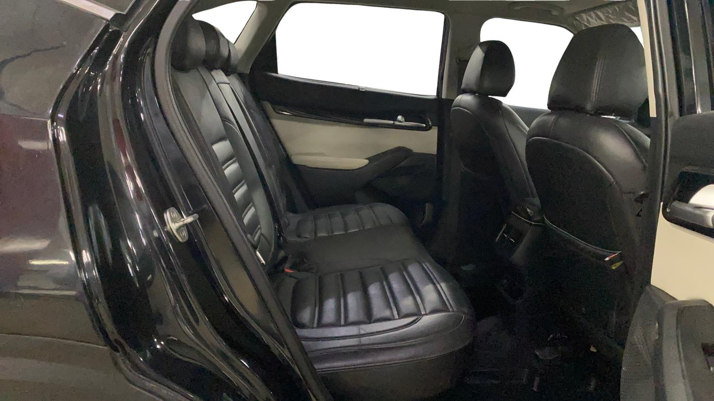 2020 KIA SELTOS HTX 1.5 PETROL, Petrol, Manual, 26,053 km, Right Side Rear Door Cabin